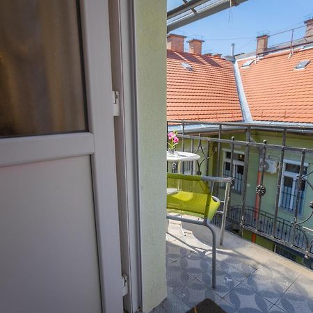 Iranyi Studio Budapest Extérieur photo