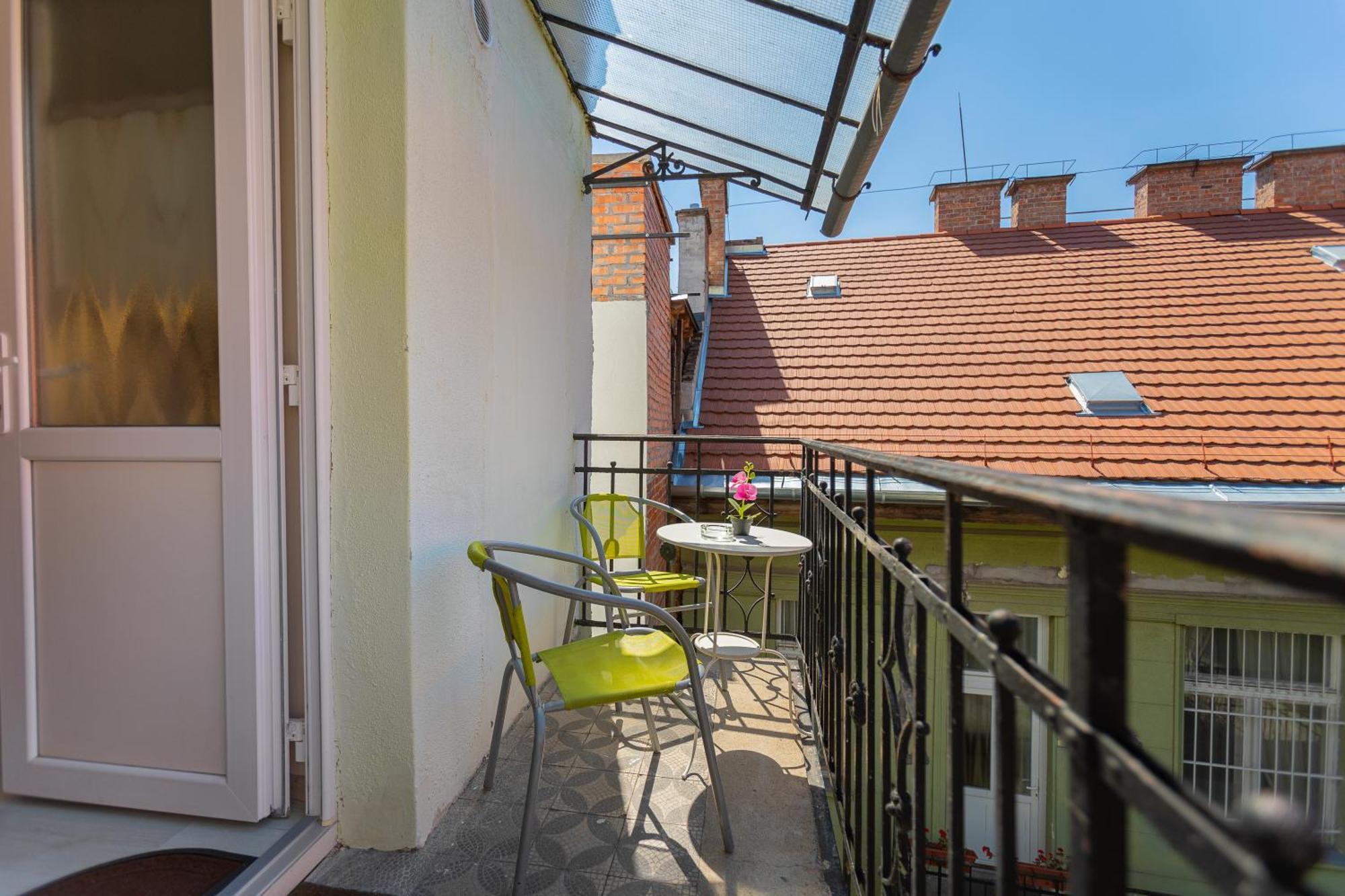 Iranyi Studio Budapest Extérieur photo